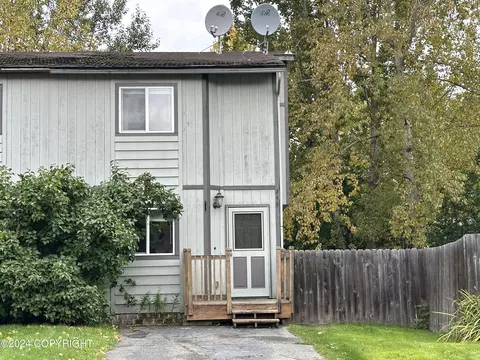248 Yellow Leaf Cir, Anchorage, AK 99504