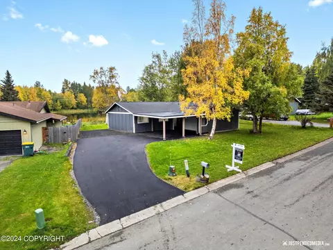 3020 Pleasant Dr, Anchorage, AK 99502