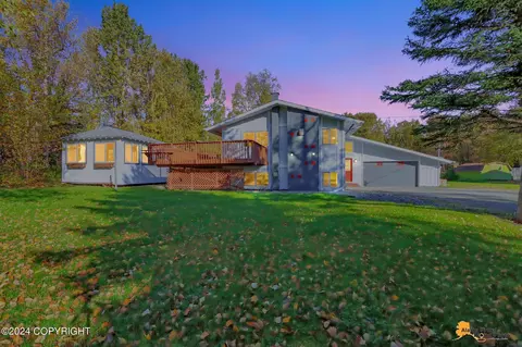 3065 E Naomi Ave, Wasilla, AK 99654