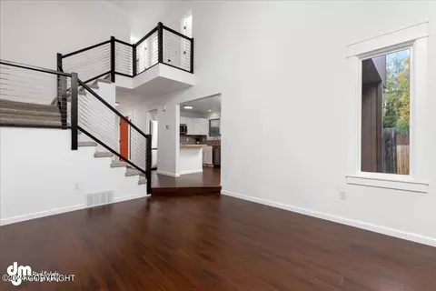 Living - 1806 Bellevue Loop, Anchorage, AK 99515 photo 3 of 4