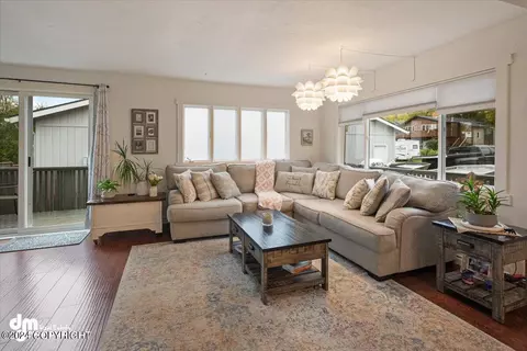 11330 Dawn St, Eagle River, AK 99577 photo 7