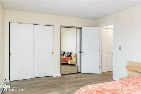Bedroom - 3581 E 20th Ave, Anchorage, AK 99508 photo 3 of 6