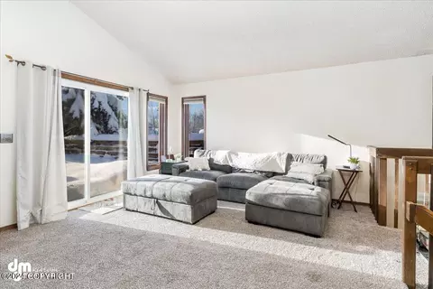 Living - 3581 E 20th Ave, Anchorage, AK 99508 photo 2 of 4