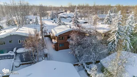 View/Area - 3581 E 20th Ave, Anchorage, AK 99508 photo 1 of 4