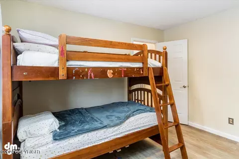 Bedroom - 3581 E 20th Ave, Anchorage, AK 99508 photo 5 of 6