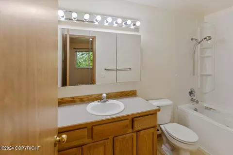 Bath - 2416 E 48th Ave, Anchorage, AK 99507 photo 2 of 3