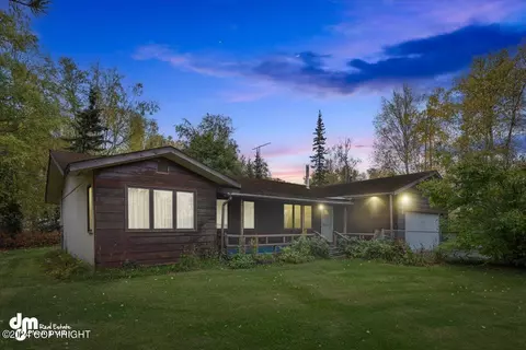 351 W Ivory Dr, Wasilla, AK 99654