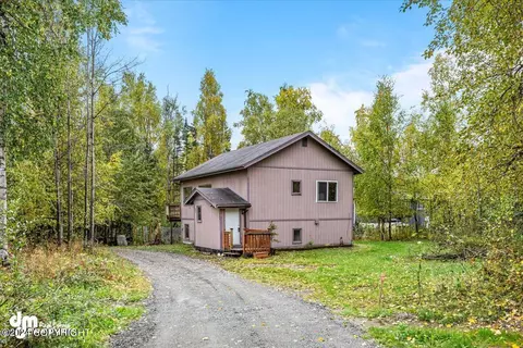 3800 S Tradewinds Cir, Wasilla, AK 99623