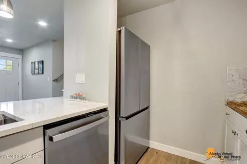 Kitchen - 6400 E 14th Ct, Anchorage, AK 99504 photo 9 of 10