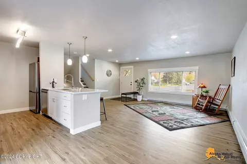 Living - 6400 E 14th Ct, Anchorage, AK 99504 photo 1 of 6