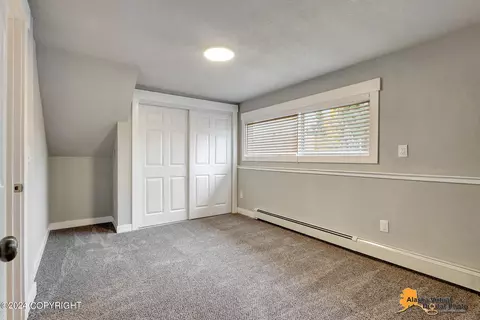 Bedroom - 6400 E 14th Ct, Anchorage, AK 99504 photo 8 of 13