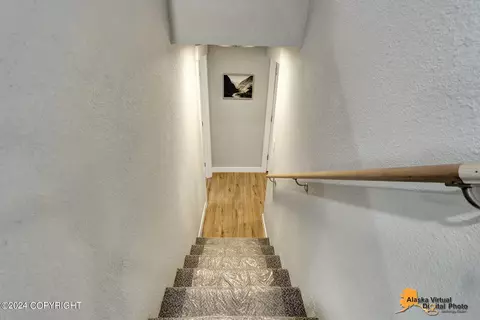 Entry Way - 6400 E 14th Ct, Anchorage, AK 99504 photo 4 of 6