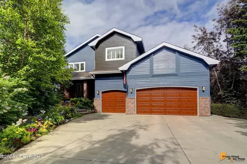 2110 Sonstrom Dr, Anchorage, AK 99517