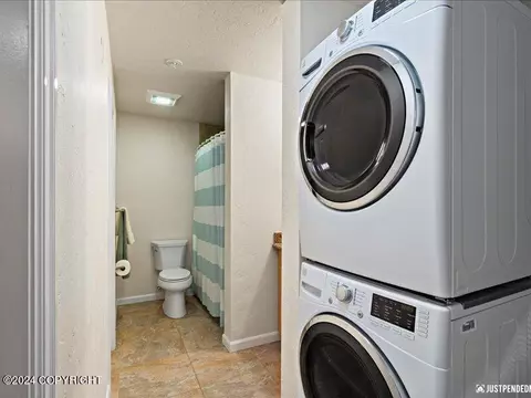 1126 E 16th Ave # B-404, Anchorage, AK 99501 photo 27