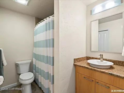 1126 E 16th Ave # B-404, Anchorage, AK 99501 photo 28