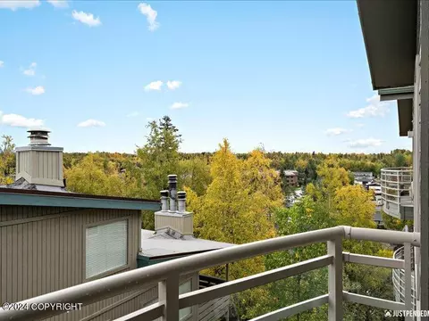 1126 E 16th Ave # B-404, Anchorage, AK 99501 photo 17