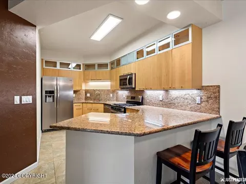 1126 E 16th Ave # B-404, Anchorage, AK 99501 photo 7