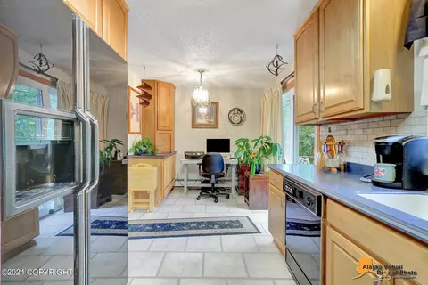 8340 E 10th Ave, Anchorage, AK 99504 photo 13