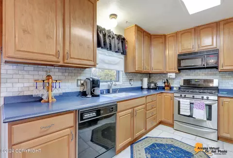 8340 E 10th Ave, Anchorage, AK 99504 photo 11