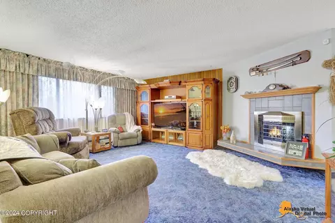 8340 E 10th Ave, Anchorage, AK 99504 photo 4