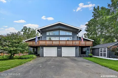 9101 Emerald Dr, Anchorage, AK 99502