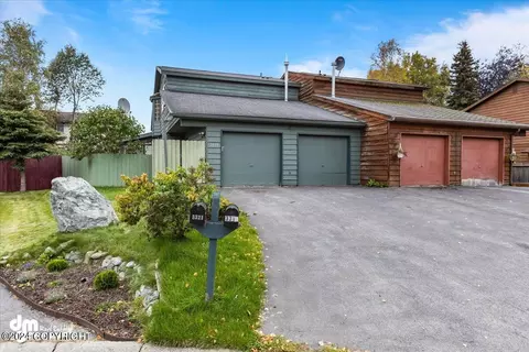 3313 Wiley Post Loop, Anchorage, AK 99517