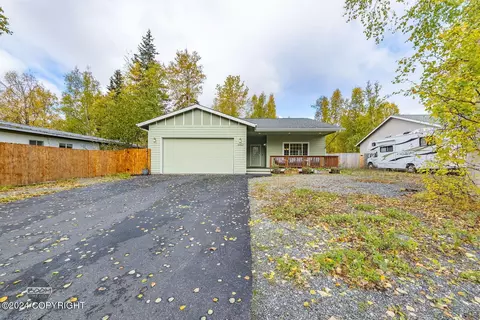 16607 Eleonora St, Eagle River, AK 99577