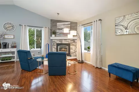 Living - 9775 Newhaven Loop, Anchorage, AK 99507 photo 1 of 4