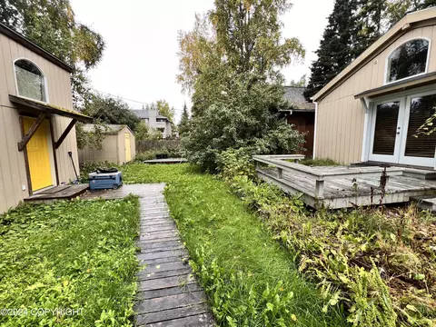 2864 E 42nd Ave, Anchorage, AK 99508 photo 35