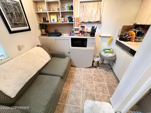 2864 E 42nd Ave, Anchorage, AK 99508 photo 34