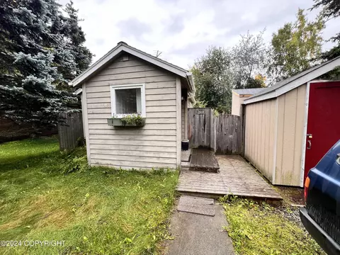 2864 E 42nd Ave, Anchorage, AK 99508 photo 38