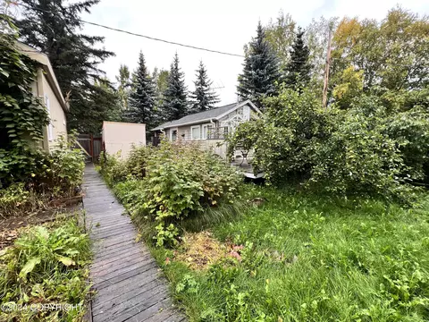 2864 E 42nd Ave, Anchorage, AK 99508 photo 37