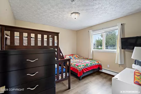 Bedroom - 4324 E 6th Ave, Anchorage, AK 99508 photo 3 of 6
