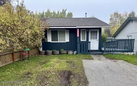 8380 Stratton Cir, Anchorage, AK 99507