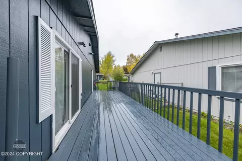 8380 Stratton Cir, Anchorage, AK 99507 photo 11