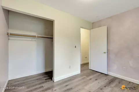 6406 E 31st Ave, Anchorage, AK 99504 photo 15
