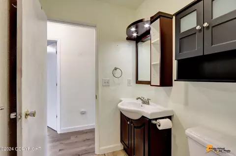 6406 E 31st Ave, Anchorage, AK 99504 photo 8