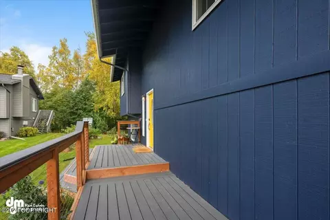 Exterior - 3131 Rosalind Loop, Anchorage, AK 99507 photo 24 of 32