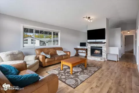Living - 3131 Rosalind Loop, Anchorage, AK 99507 photo 2 of 2