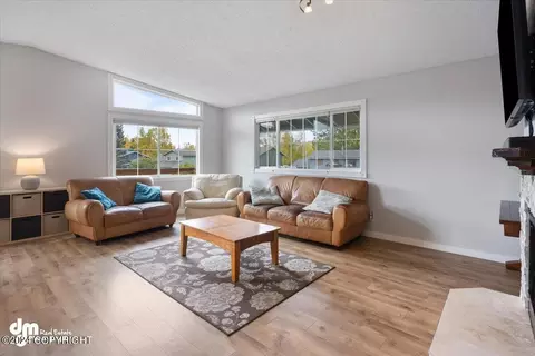 Living - 3131 Rosalind Loop, Anchorage, AK 99507 photo 1 of 2