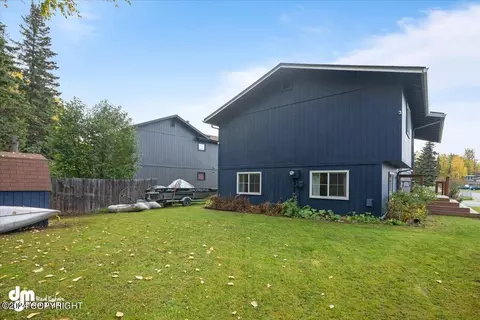 Exterior - 3131 Rosalind Loop, Anchorage, AK 99507 photo 7 of 32