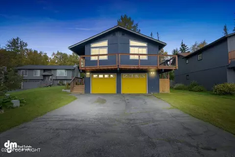 3131 Rosalind Loop, Anchorage, AK 99507