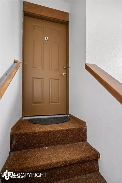 11347 Borealis St, Eagle River, AK 99577 photo 5