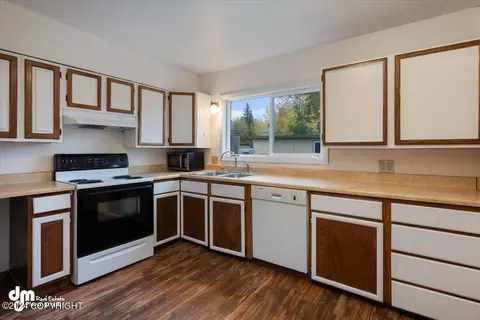 11347 Borealis St, Eagle River, AK 99577 photo 22