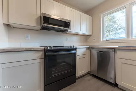 1849 Bellevue Loop, Anchorage, AK 99515 photo 28