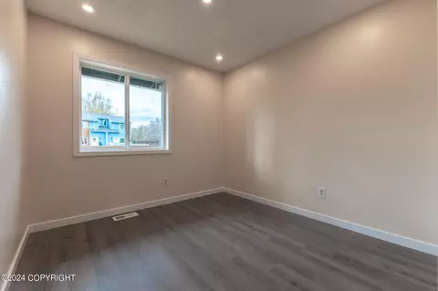 1849 Bellevue Loop, Anchorage, AK 99515 photo 9