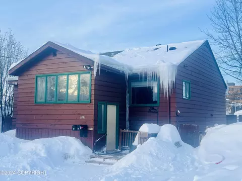 1091 W 26th Ave, Anchorage, AK 99503
