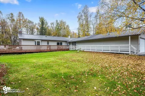 Exterior - 17719 Blue Spruce Ln, Eagle River, AK 99577 photo 21 of 27