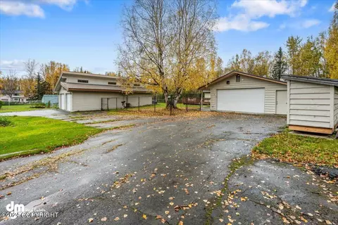 Exterior - 17719 Blue Spruce Ln, Eagle River, AK 99577 photo 2 of 27