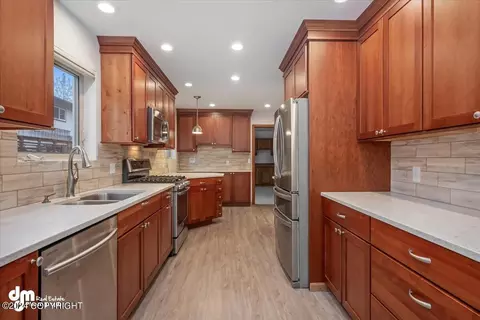 Kitchen - 17719 Blue Spruce Ln, Eagle River, AK 99577 photo 1 of 9